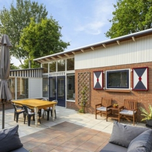 Verstrekte hypothecaire lening op een recreatiewoning met twee parkeerplaatsen bestemd voor de verhuur te Ouddorp Verstrekte hypothecaire lening op een recreatiewoning met twee parkeerplaatsen bestemd voor de verhuur te Ouddorp