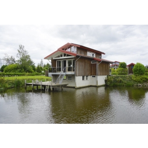 Te verstrekken hypothecaire lening op een luxe 8-persoons recreatie villa bestemd voor de verhuur te Noardburgum