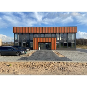 Te verstrekken hypothecaire lening op een nieuwbouw bedrijfsunit met twee eigen parkeerplaatsen bestemd voor de verhuur te Nijverdal Te verstrekken hypothecaire lening op een nieuwbouw bedrijfsunit met twee eigen parkeerplaatsen bestemd voor de verhuur te Nijverdal