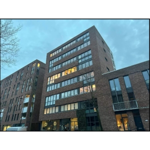 Te verstrekken hypothecaire lening op een drietal zelfstandig verhuurbare appartementen met een exit-fee van € 4.410,- te Amsterdam Te verstrekken hypothecaire lening op een drietal zelfstandig verhuurbare appartementen met een exit-fee van € 4.410,- te Amsterdam